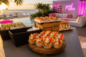 Beach Party Catering in Miami: 8 Finger Foods You Should Bring to the Beach